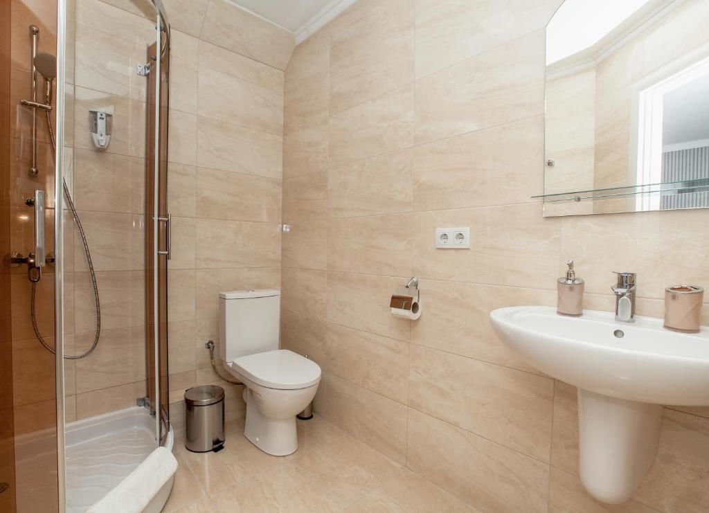 Отель Mon Ami Hotel Ивано-Франковск